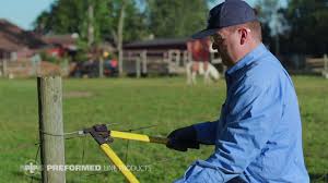 The Maxtensor MX-AC Tensioning tool in use in the field.